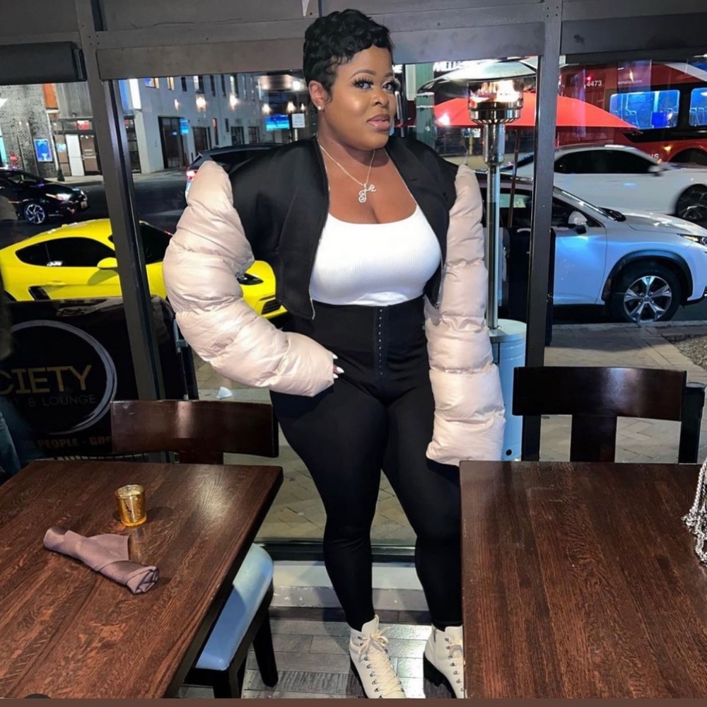 Puffer sleeve jacket